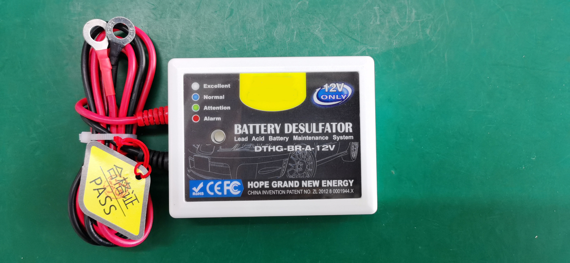 Sertifikasi Ce Fcc Baterai Mobil Desulfator 12v / 24v Hemat Teknologi Pulsa Bahan Bakar